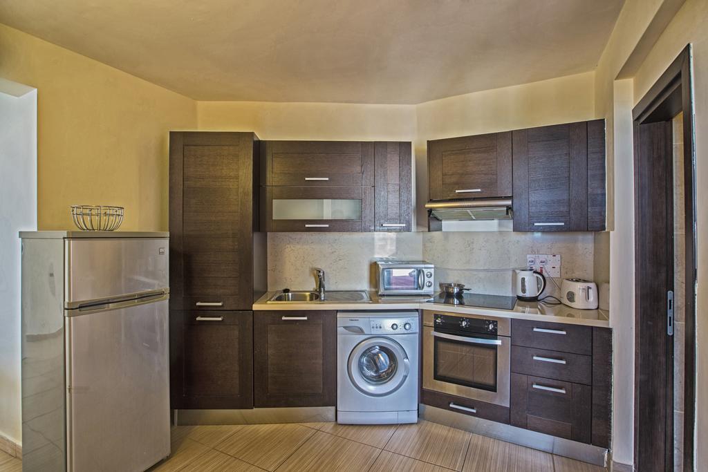 Pallinio Fig Tree Bay Apartments Protaras Exterior photo