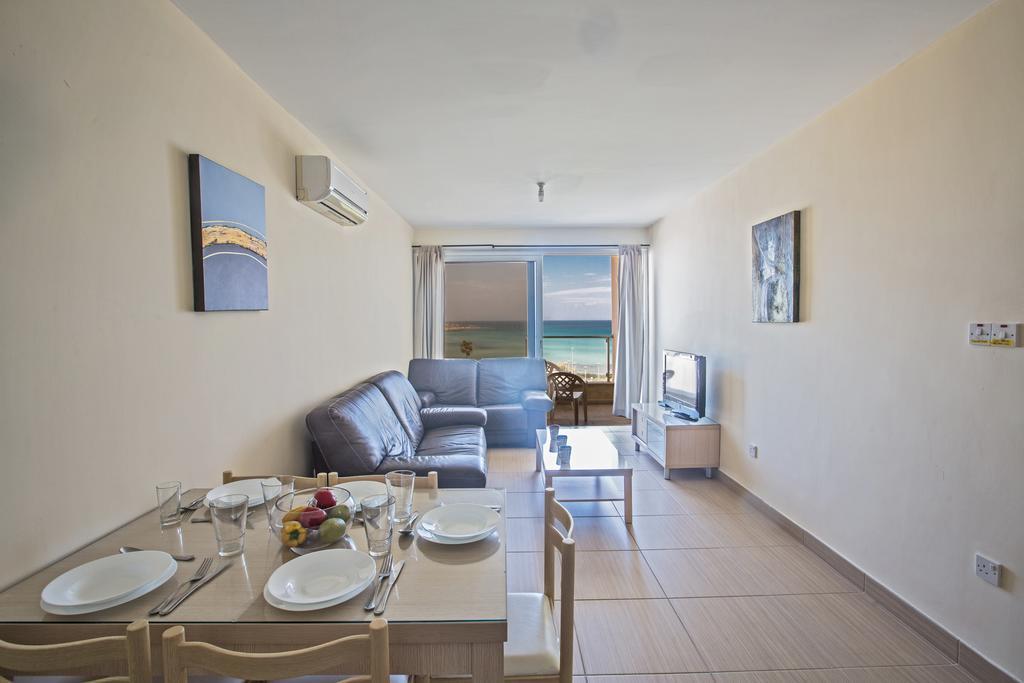 Pallinio Fig Tree Bay Apartments Protaras Exterior photo